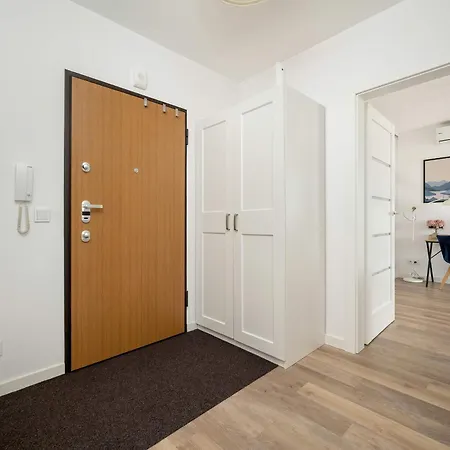 公寓 Wyjatkowy Z Parkingiem By Renters