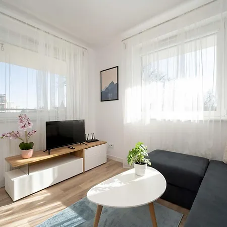 Wyjatkowy Z Parkingiem By Renters شقة *