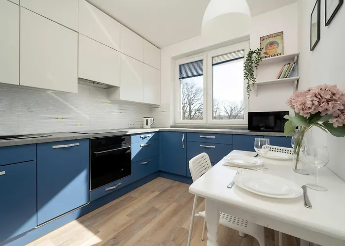 Wyjatkowy Z Parkingiem By Renters Vratislav